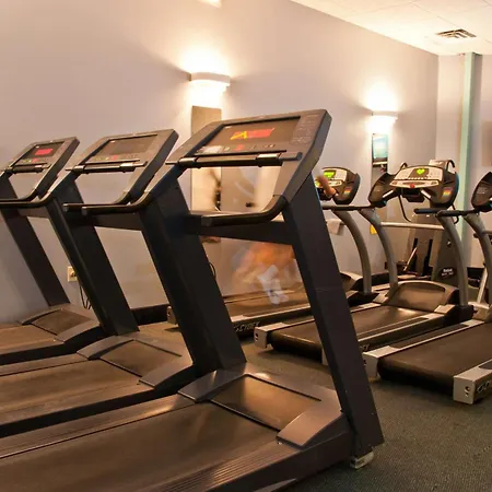 Best Western Plus Brandywine Inn & Suites-2
